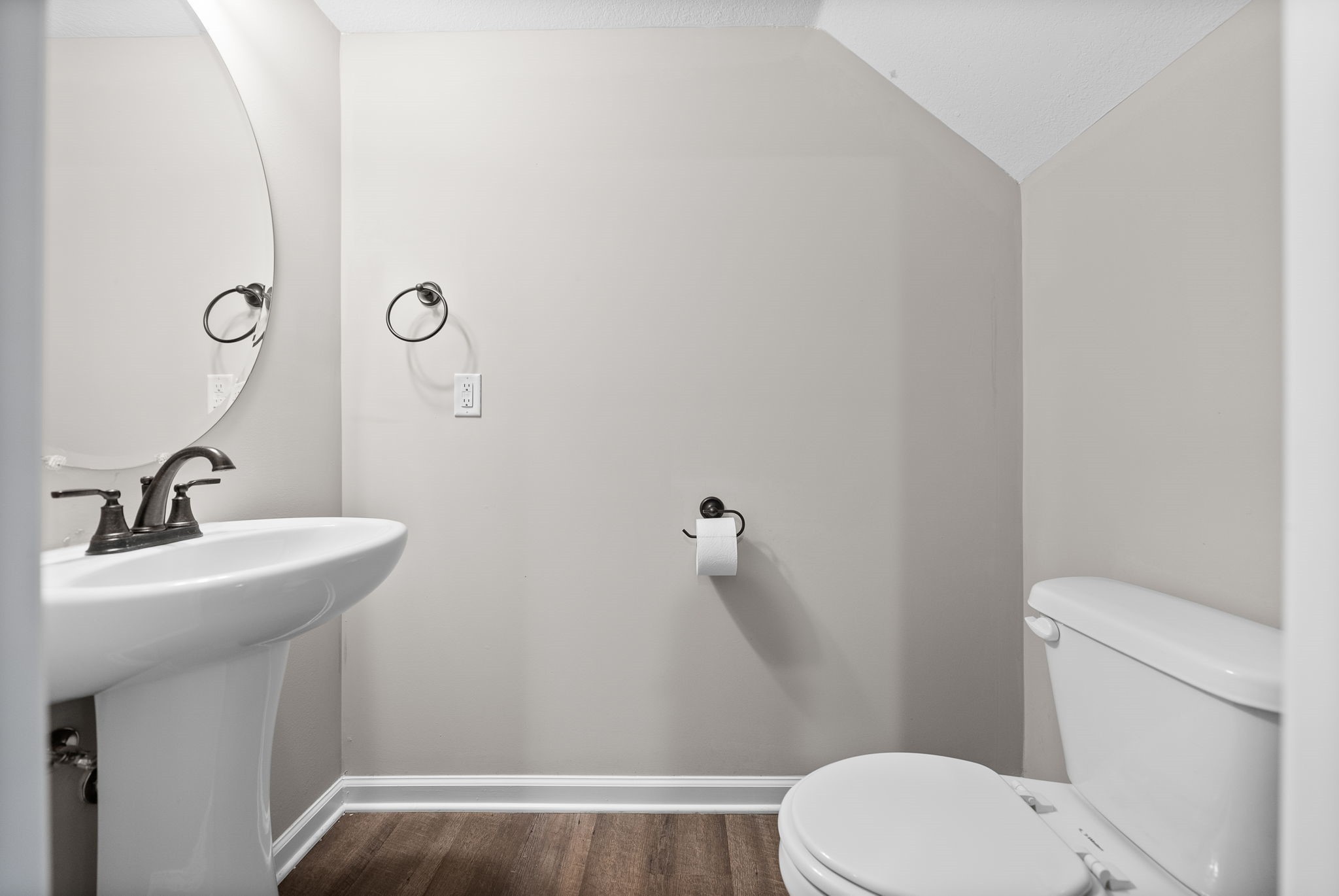 418 Peachers Mill Road, Unit C6 Clarksville, TN 37042 - Photo 13 of 21 a bathroom with a sink a toilet and mirror