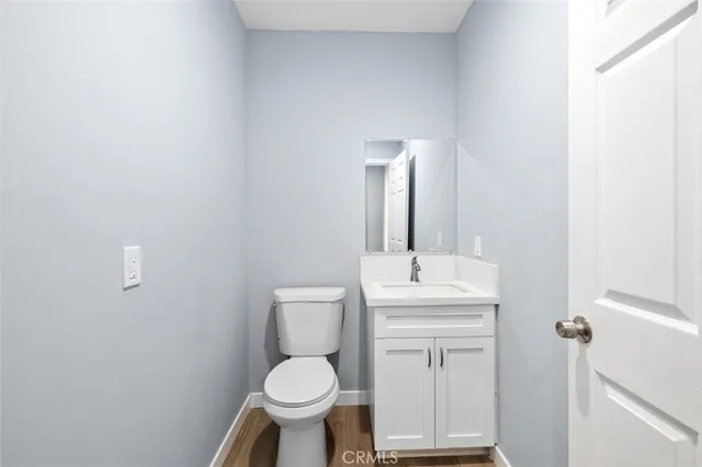 $7,500 | 376 S Hill, Pasadena, CA 91106