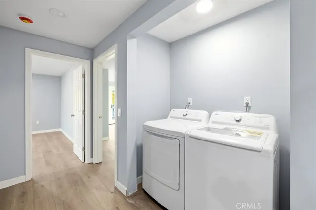 $7,500 | 376 S Hill, Pasadena, CA 91106