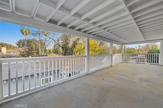 $7,500 | 376 S Hill, Pasadena, CA 91106