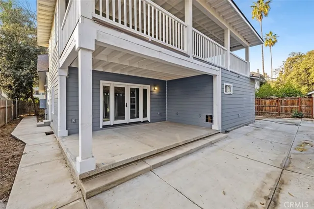 $7,500 | 376 S Hill, Pasadena, CA 91106