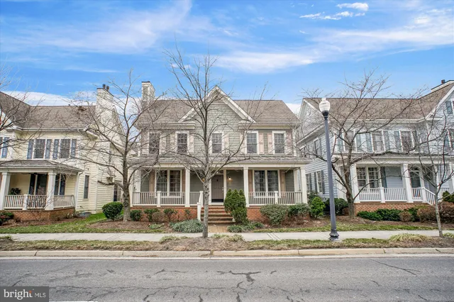 $5,499 | 1310 South Glebe Road, Arlington, VA 22204