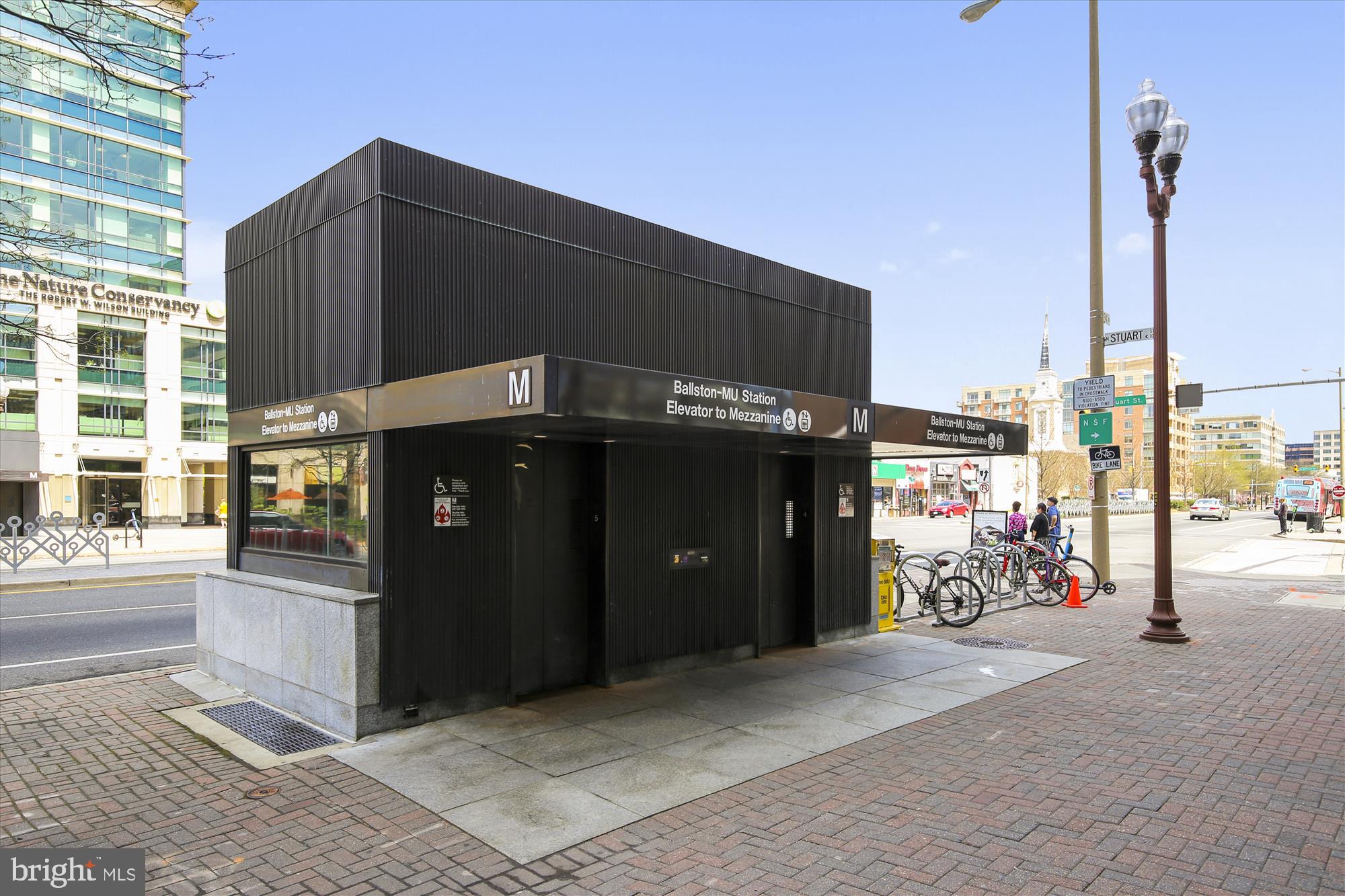 1310 South Glebe Road Arlington, VA 22204 - Photo 33 of 58 Ballston-MU Metro Station