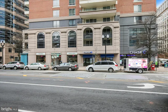 $5,499 | 1310 South Glebe Road, Arlington, VA 22204