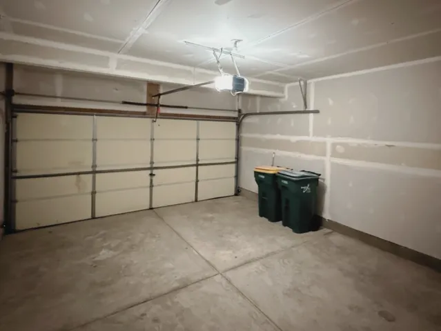 $2,750 | 3736 Munson Street, Plano, IL 60545