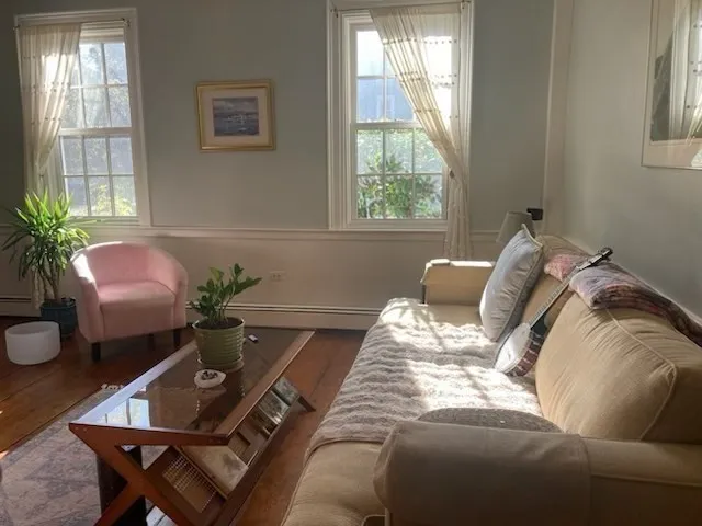 $2,000 | 1 Tyng Street, Unit B, Newburyport, MA 01950