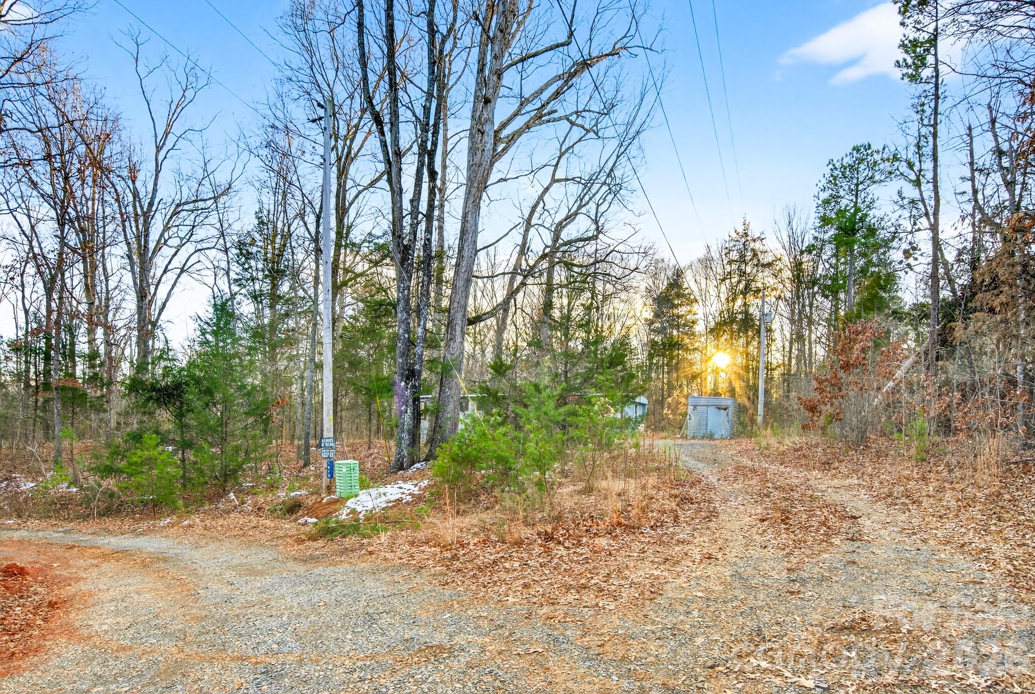 1880 Barkley Road Midland, NC 28107 - Photo 3 of 14 Gallery Image 3