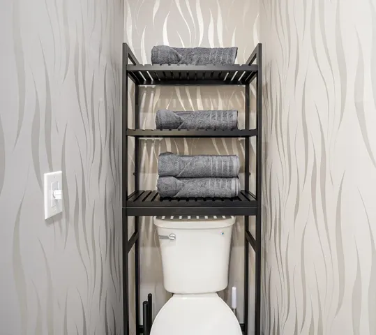 $12,500 | 2531 Northeast 47th Street, Lighthouse Point, FL 33064