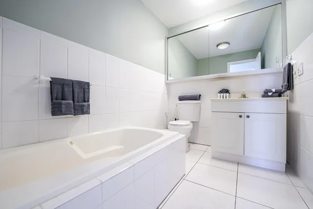 $12,500 | 2531 Northeast 47th Street, Lighthouse Point, FL 33064