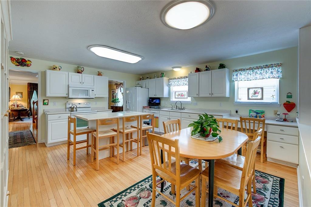 4926 Melbourne Road Indianapolis, IN 46228 - Photo 15 of 39 Gallery Image 15