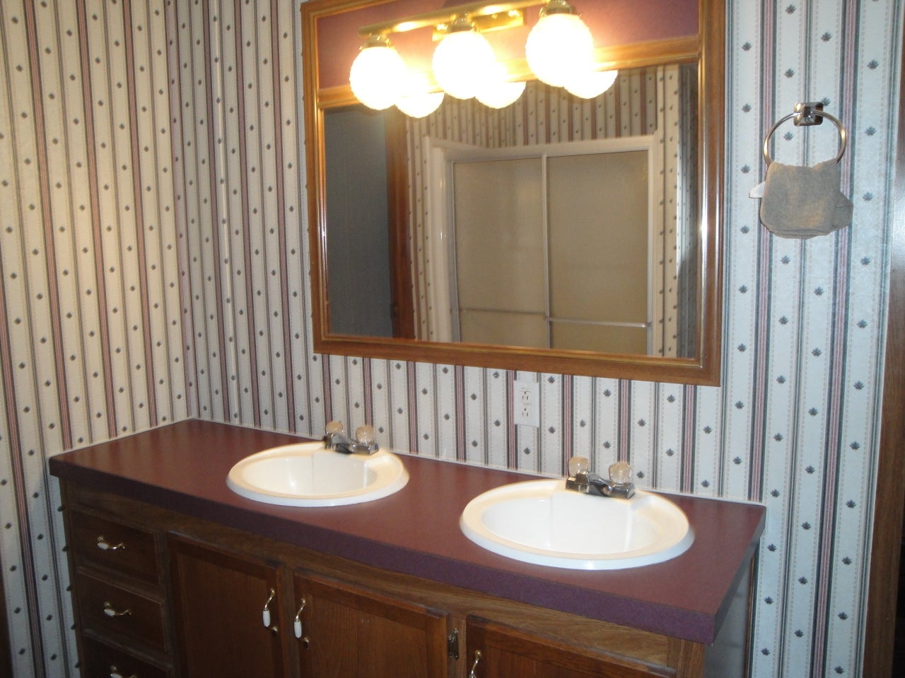 92 Rt Bartow, WV 24920 - Photo 16 of 21 Master Bath w Double Vanity