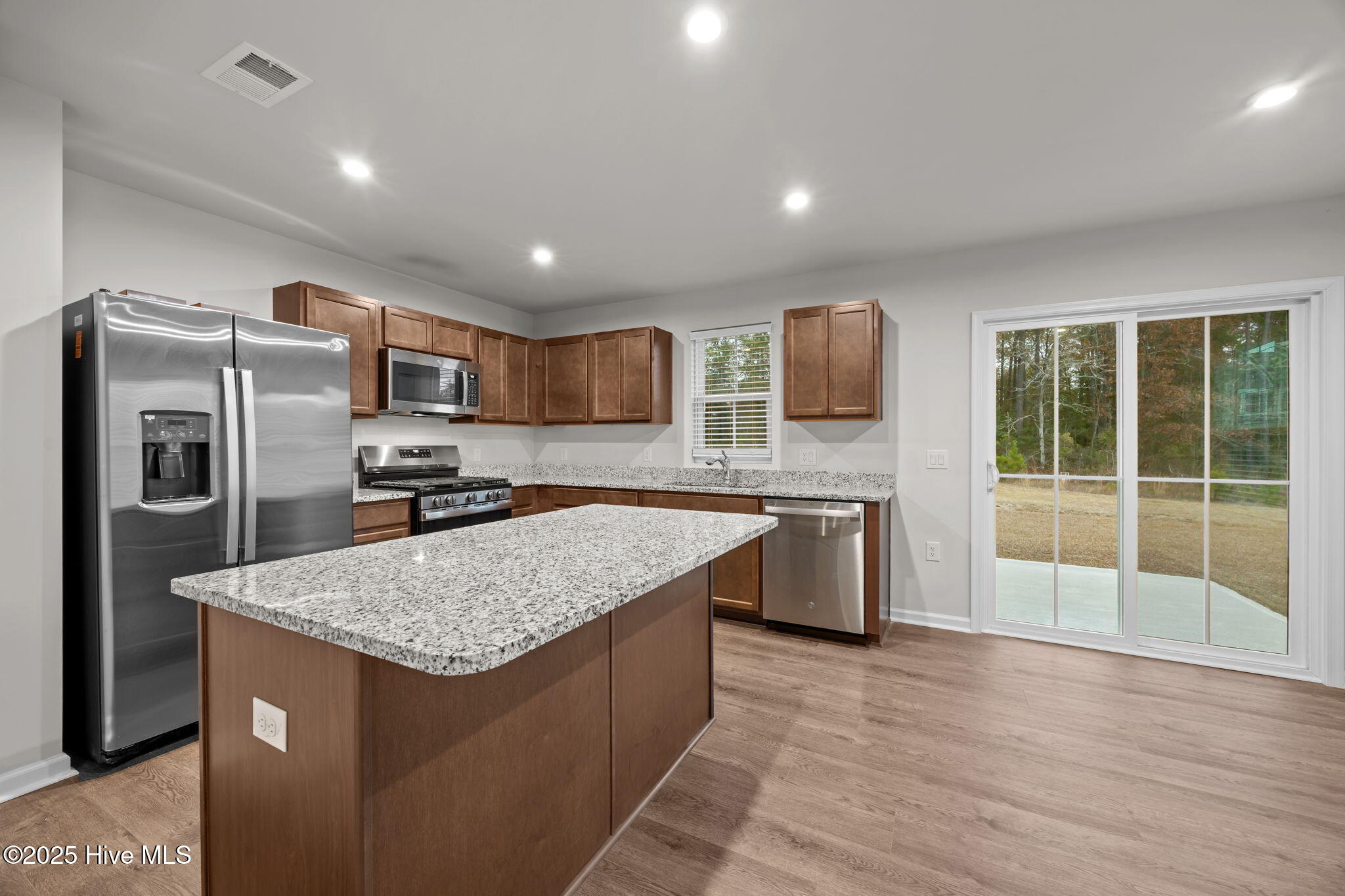 3170 Edgehill Drive Navassa, NC 28451 - Photo 9 of 54 3170 Edgehill Dr., Navassa, NC