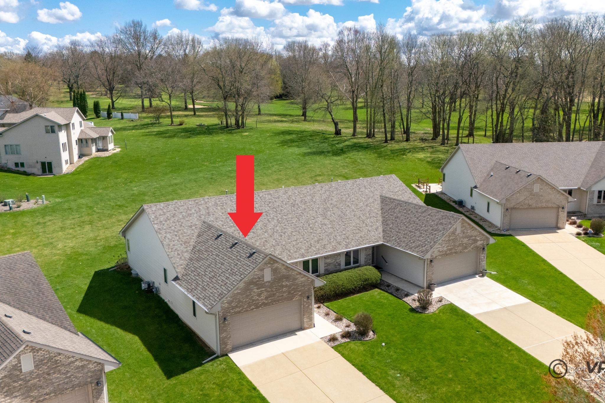 3127 Sandy Pointe Drive Freeport, IL 61032 - Photo 31 of 35 a view of a house with garden and trees