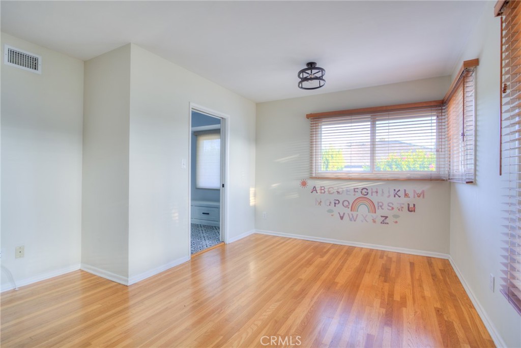 1112 Riedel Avenue Fullerton, CA 92831 - Photo 13 of 33