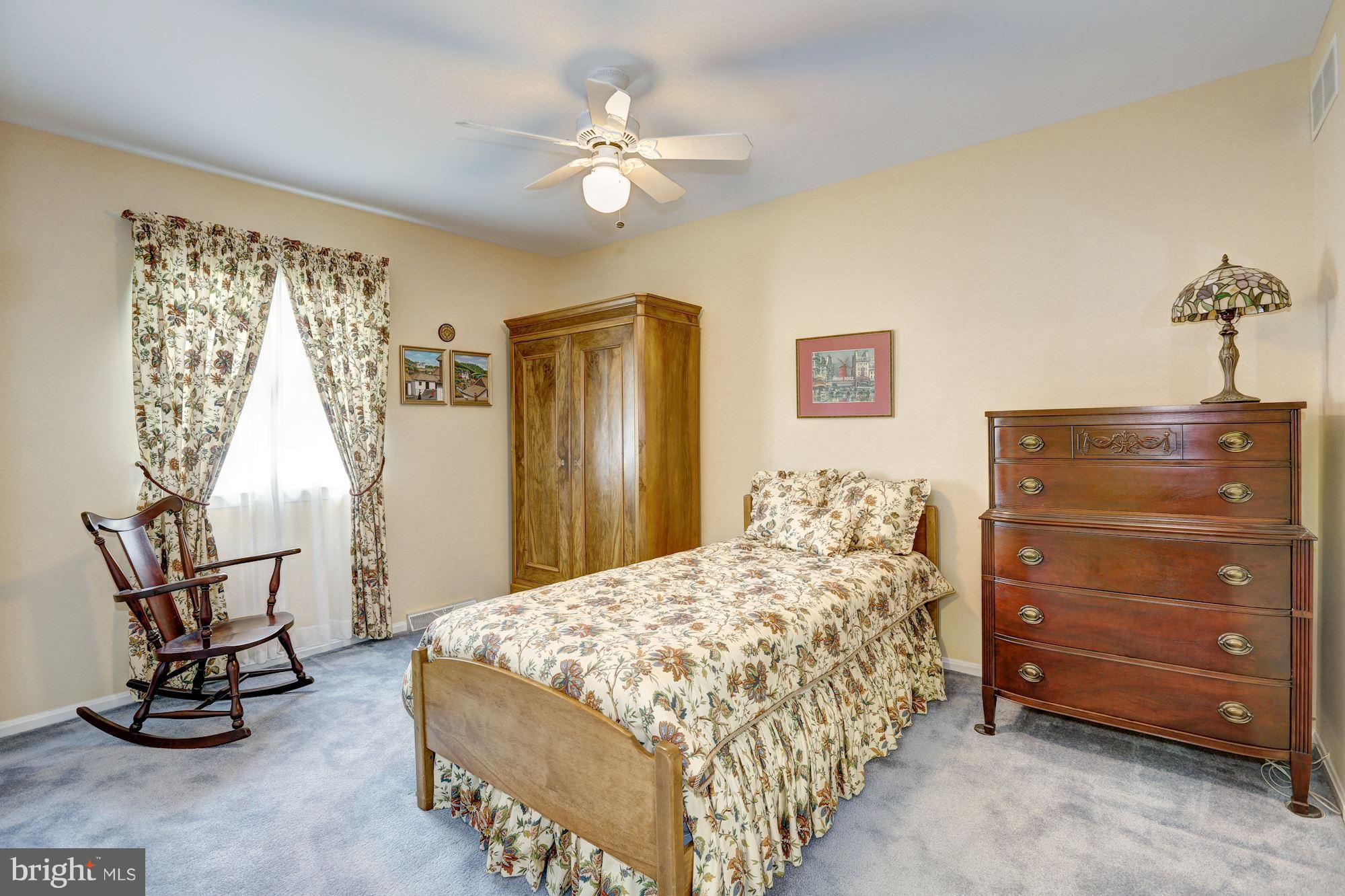 16453 Old Frederick Road Mount Airy, MD 21771 - Photo 22 of 30 Bedroom