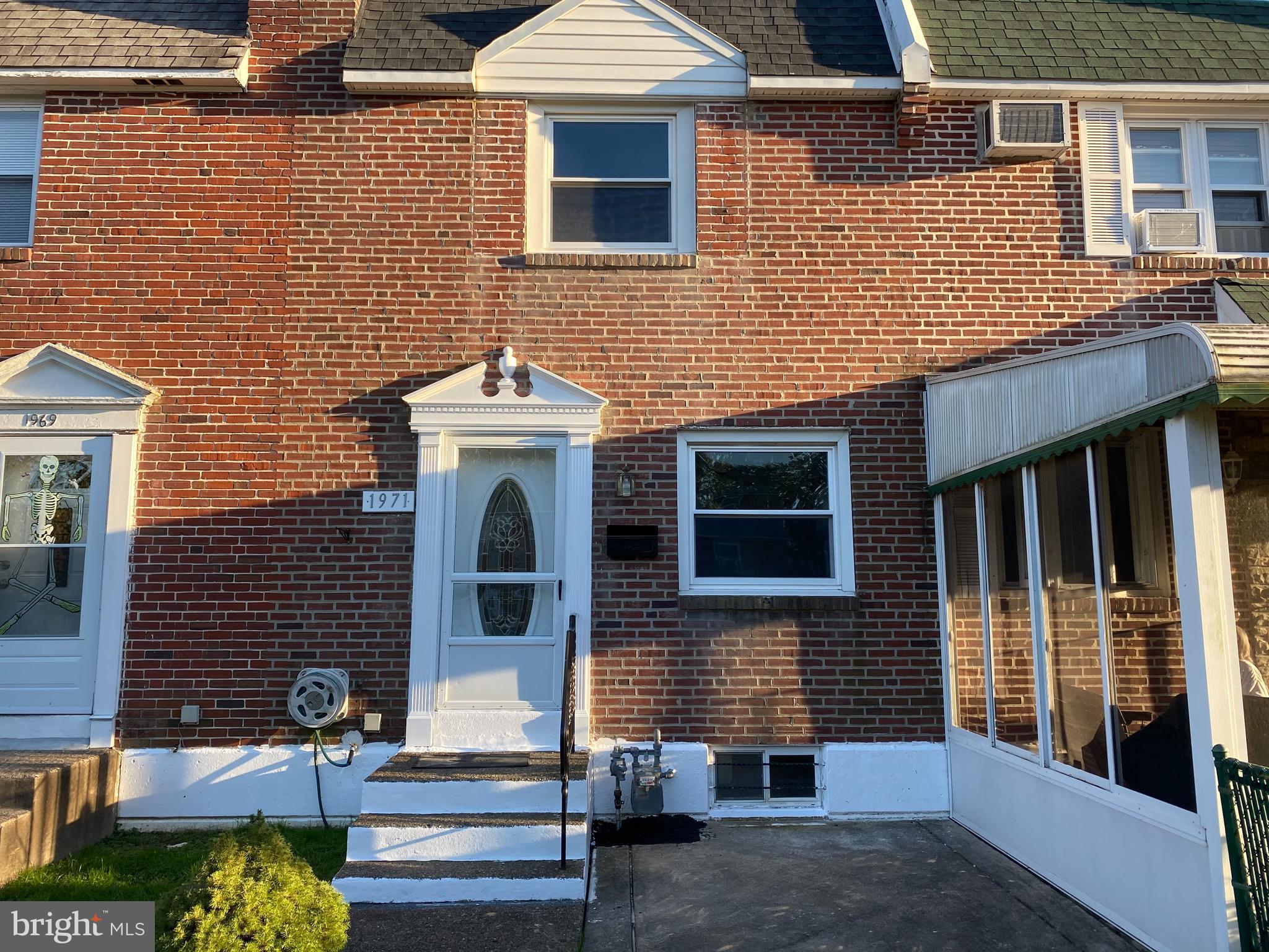 1971 Carter Road Folcroft, PA 19032 - Photo 2 of 37 Front
