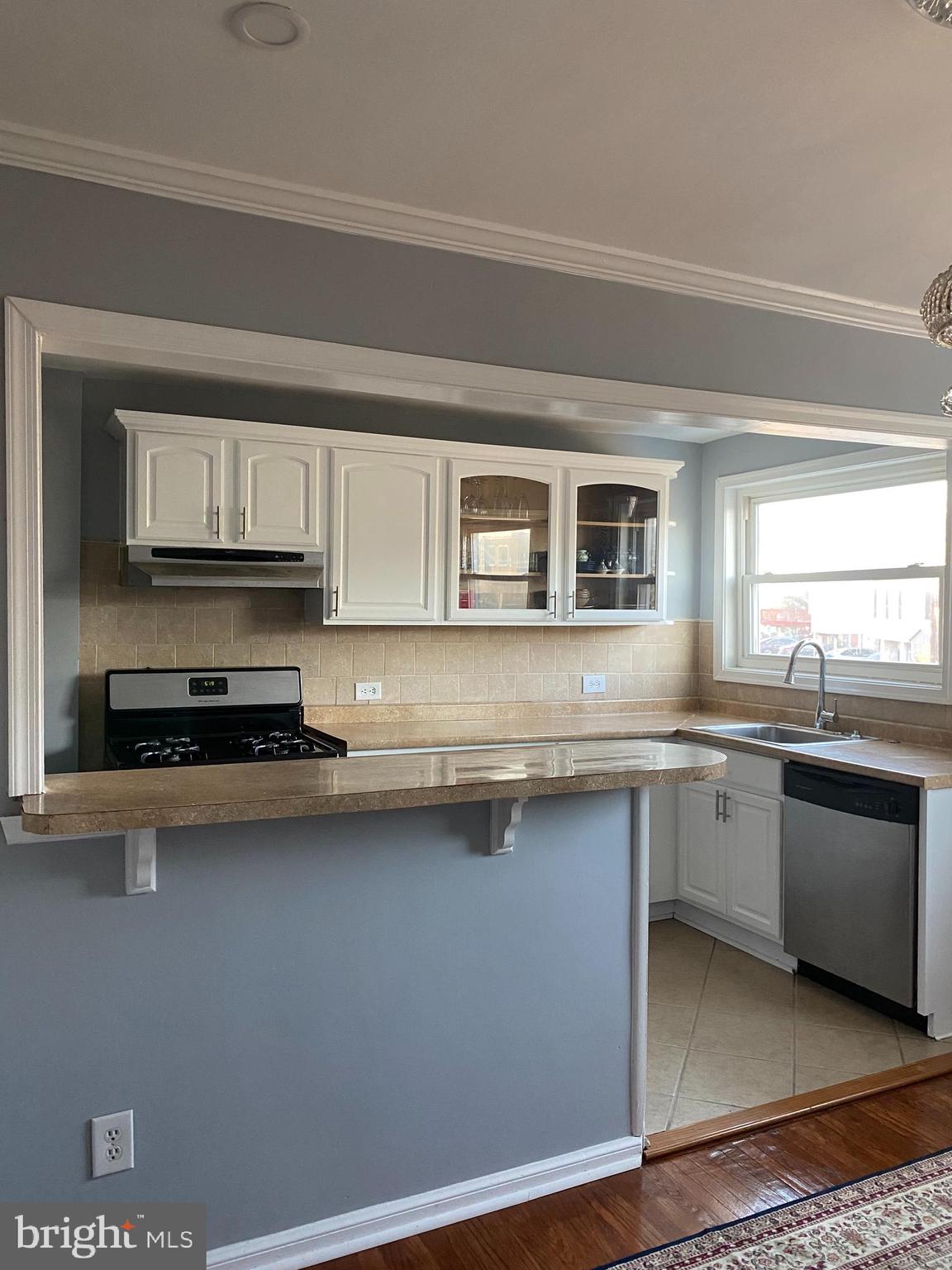 1971 Carter Road Folcroft, PA 19032 - Photo 15 of 37 Kitchen