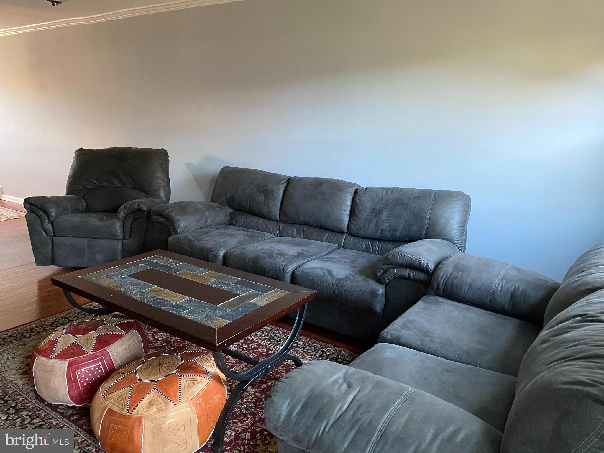 1971 Carter Road Folcroft, PA 19032 - Photo 5 of 37 Living Room