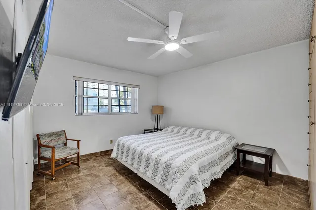 $249,900 | 455 Paradise Isle Boulevard, Unit 104, Hallandale Beach, FL 33009