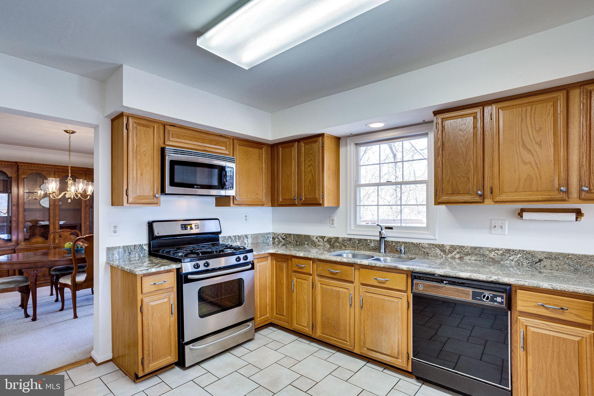 14422 Pebblestone Drive Silver Spring, MD 20905 - Photo 14 of 64