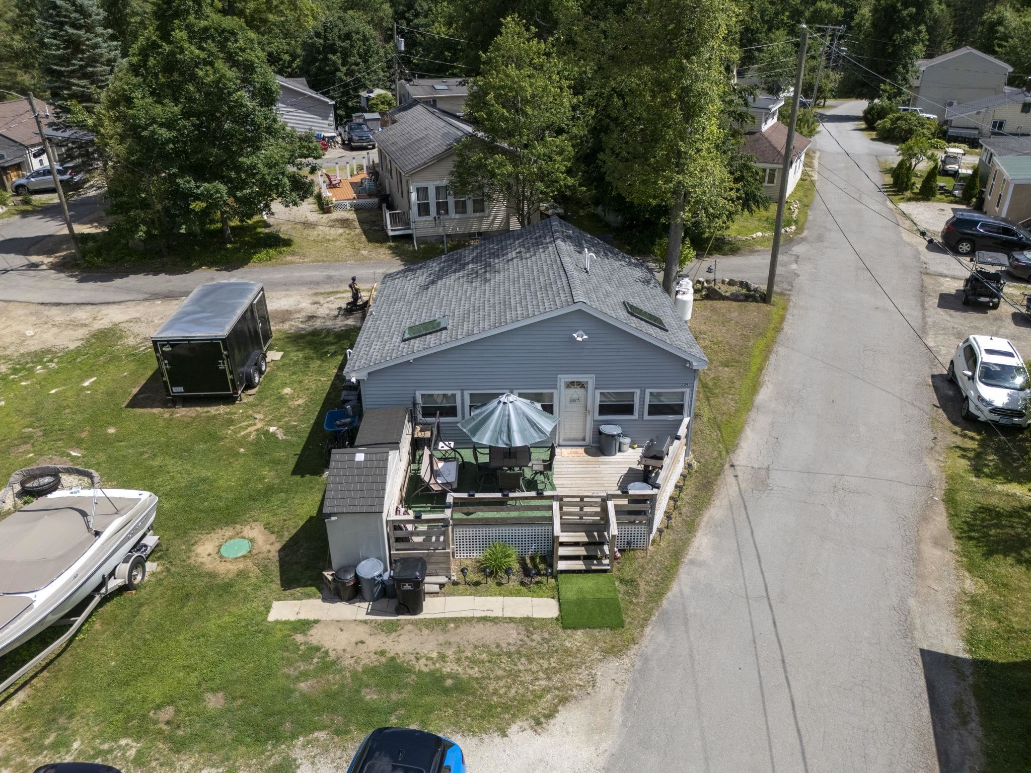 209 Chases Grove Road Derry, NH 03038 - Photo 45 of 58