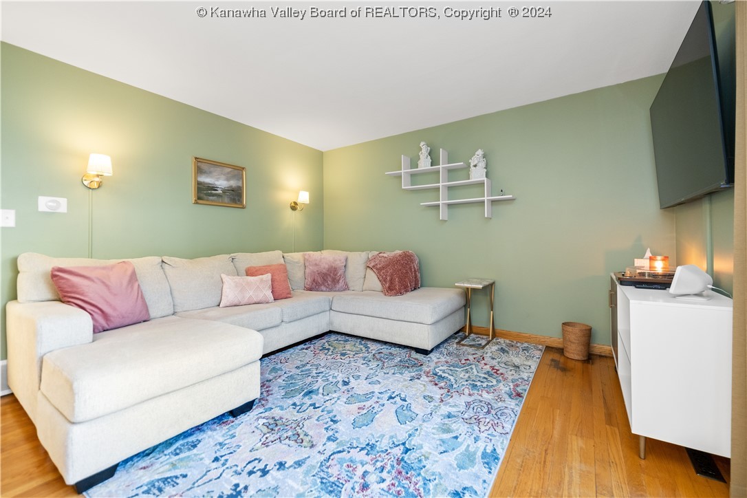 705 Castlegate Road South Charleston, WV 25303 - Photo 11 of 30 Gallery Image 11