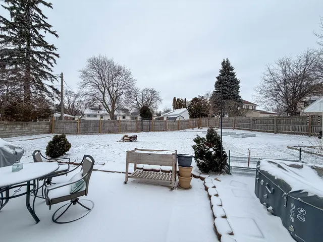 $195,000 | 1126 West Stover Street, Freeport, IL 61032