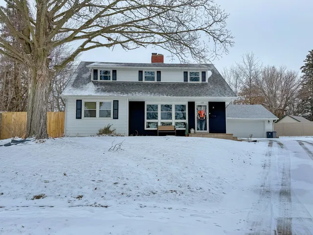 $195,000 | 1126 West Stover Street, Freeport, IL 61032