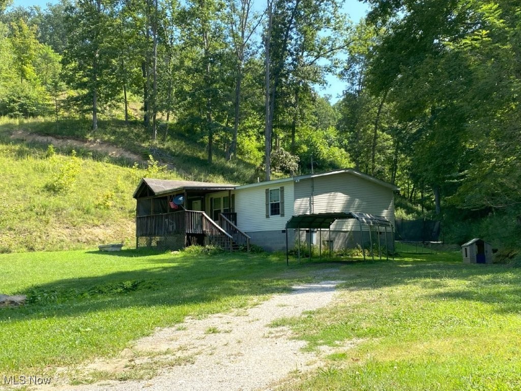 7617 Clay Road Looneyville, WV 25259 - Photo 3 of 31 Gallery Image 3