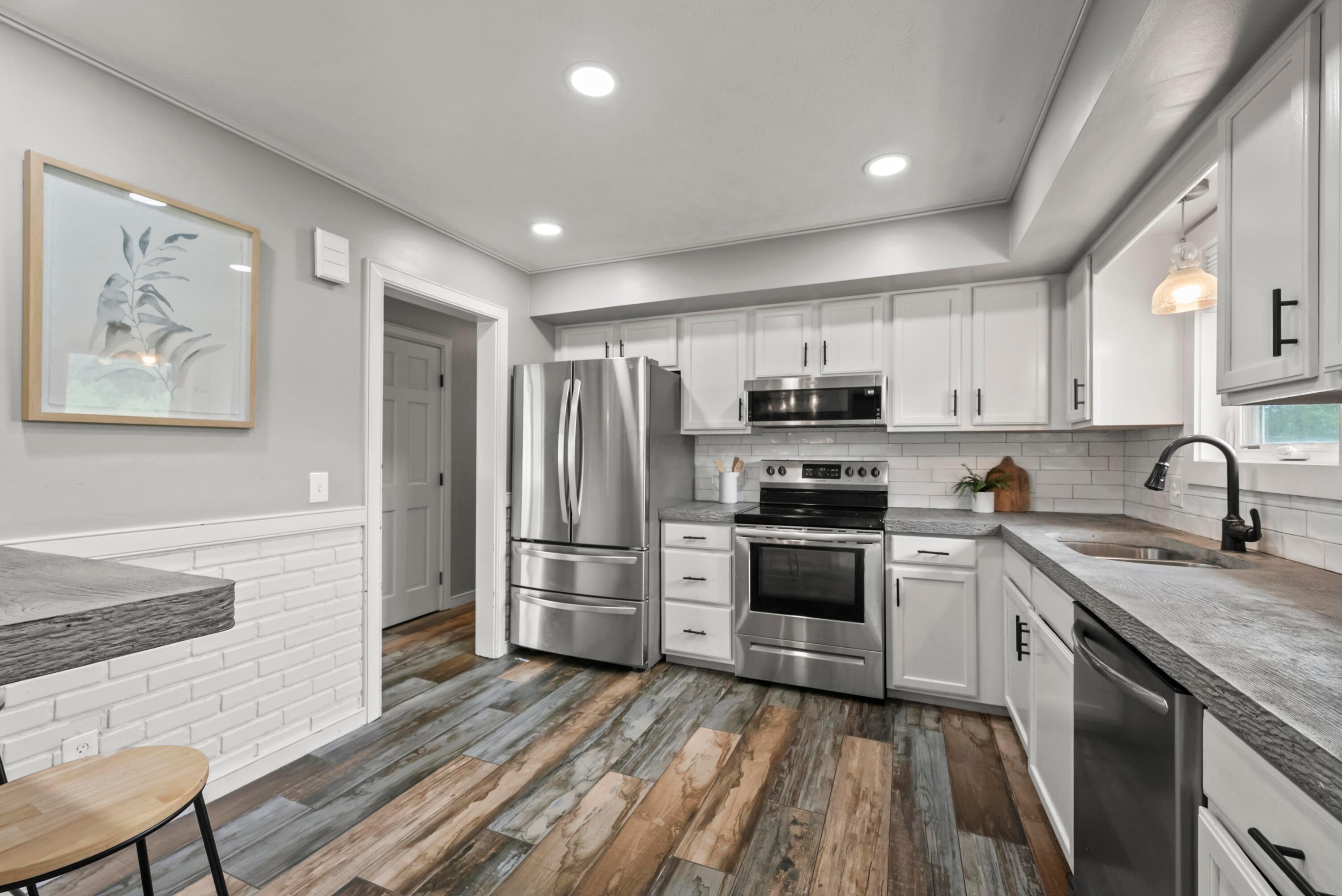 6420 Liberty Road North Powell, OH 43065 - Photo 14 of 45 Kitchen