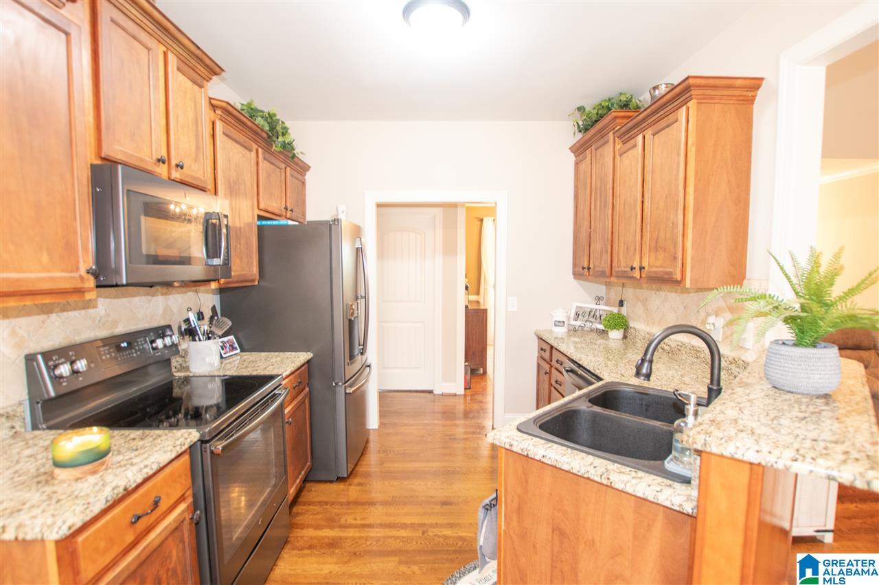 755 Ridgefield Way Odenville, AL 35120 - Photo 6 of 39