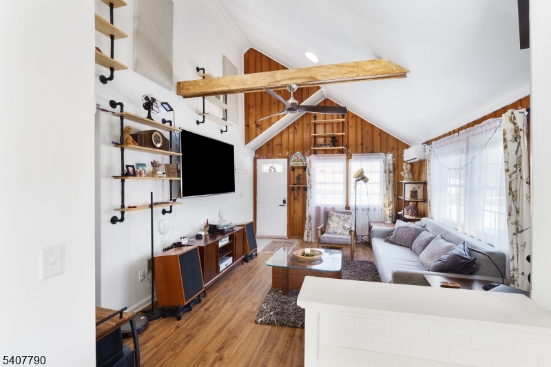 110 Breakneck Road Vernon, NJ 07422 - Photo 4 of 28