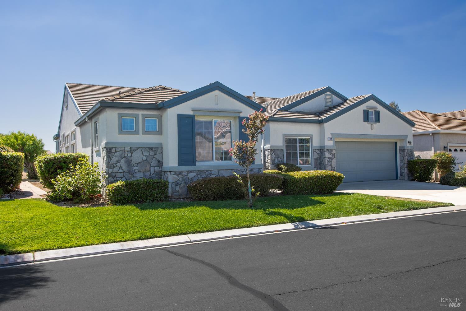 319 Cedar Ridge Drive Rio Vista, CA 94571 - Photo 3 of 69