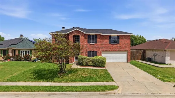 $330,000 | 1400 Blazing Star Trail, Burleson, TX 76028