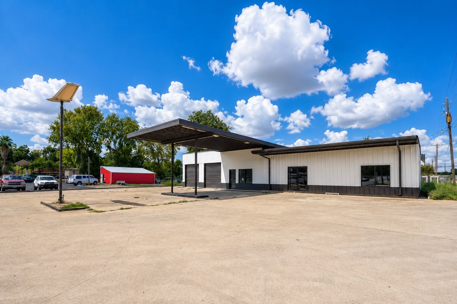 623 North Richmond Road Wharton, TX 77488 - Photo 4 of 30