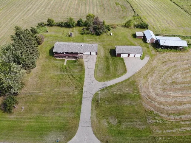 $380,000 | 21900 Highway 71, Wadena, MN 56482