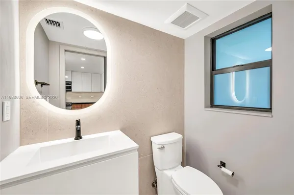 $4,350 | 2211 Northeast 122nd Street, Unit 2211, North Miami, FL 33181