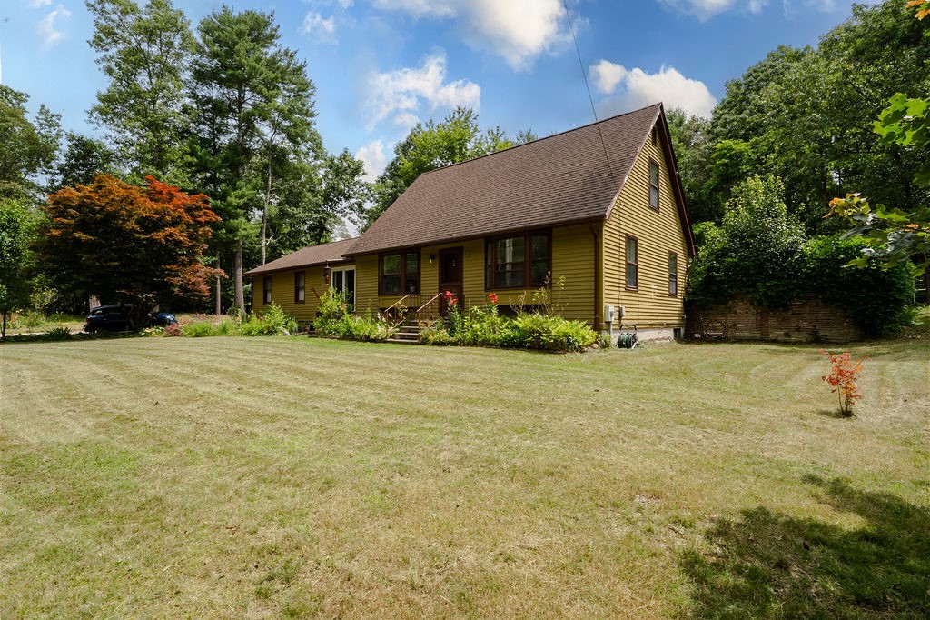 94 Whitehead Road Coventry, RI 02816 - Photo 2 of 33