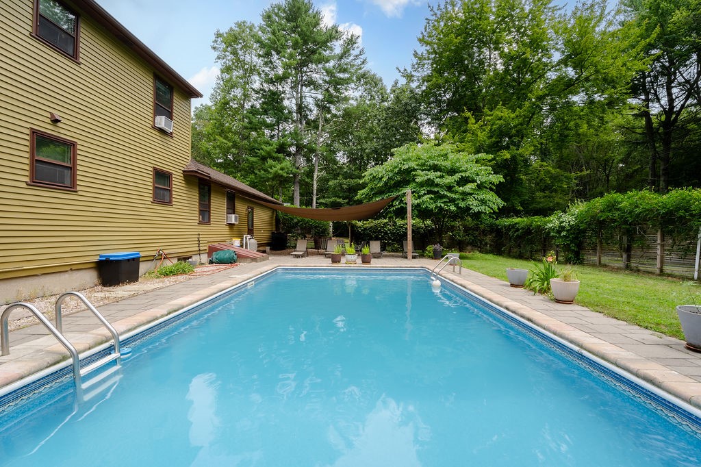 94 Whitehead Road Coventry, RI 02816 - Photo 28 of 33