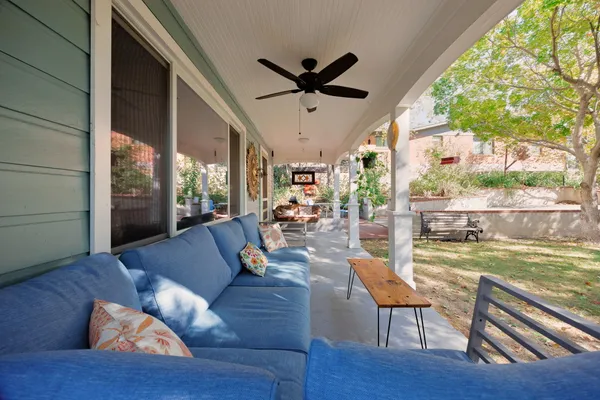 $4,000 | 2102 Travis Heights Boulevard, Austin, TX 78704