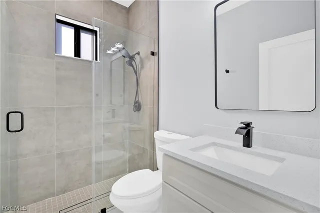 $2,600 | 517 Johns Avenue, Lehigh Acres, FL 33972