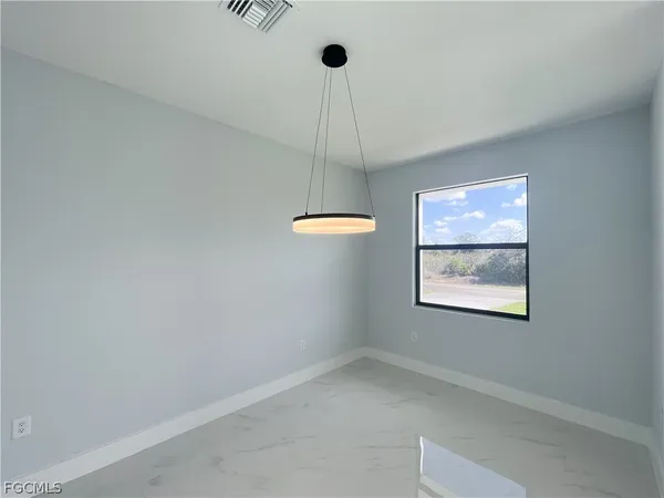 $2,300 | 517 Johns Avenue, Lehigh Acres, FL 33972