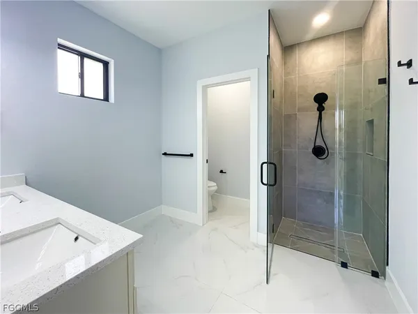 $2,300 | 517 Johns Avenue, Lehigh Acres, FL 33972