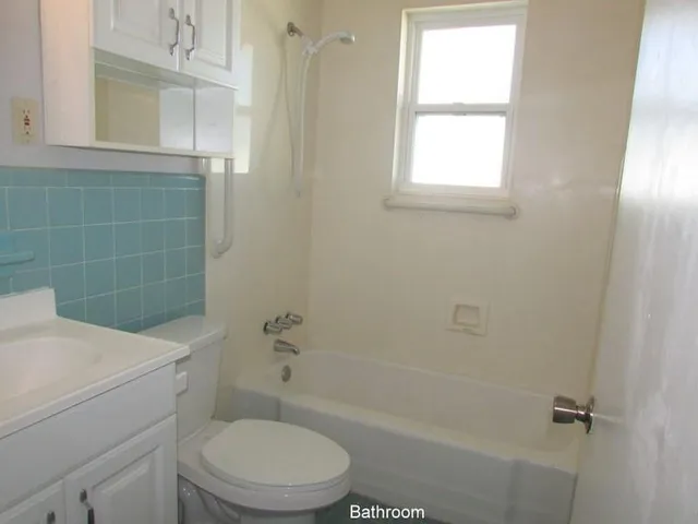 $1,200 | 5715 Dimaggio Place, Metairie, LA 70003