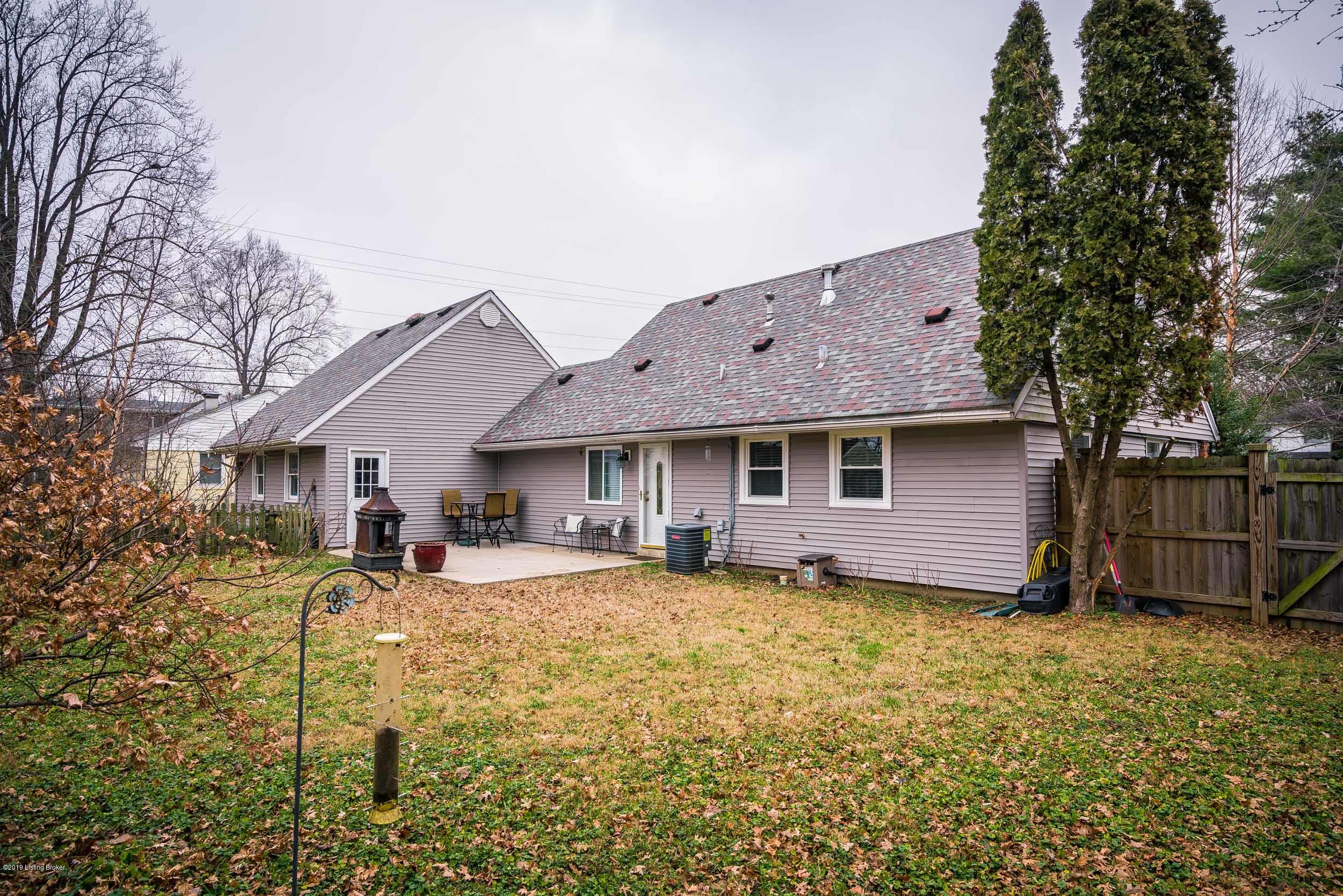 3100 Rosedale Boulevard Louisville, KY 40220 - Photo 37 of 43 3105