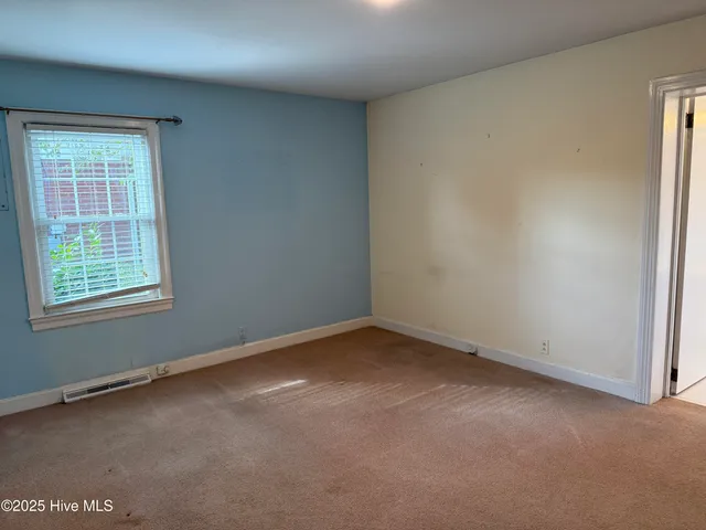 $249,900 | 1720 Westwood Avenue West, Wilson, NC 27893