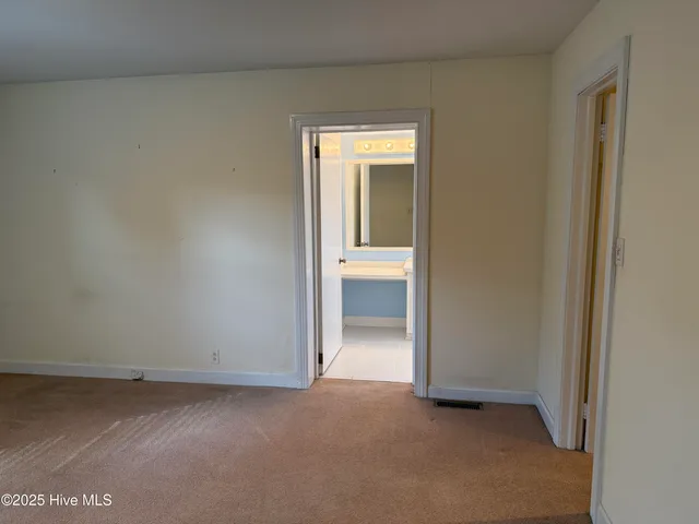 $249,900 | 1720 Westwood Avenue West, Wilson, NC 27893