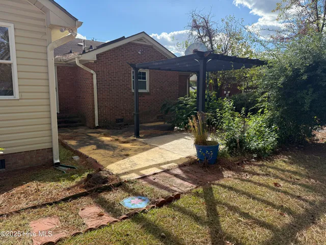 $249,900 | 1720 Westwood Avenue West, Wilson, NC 27893