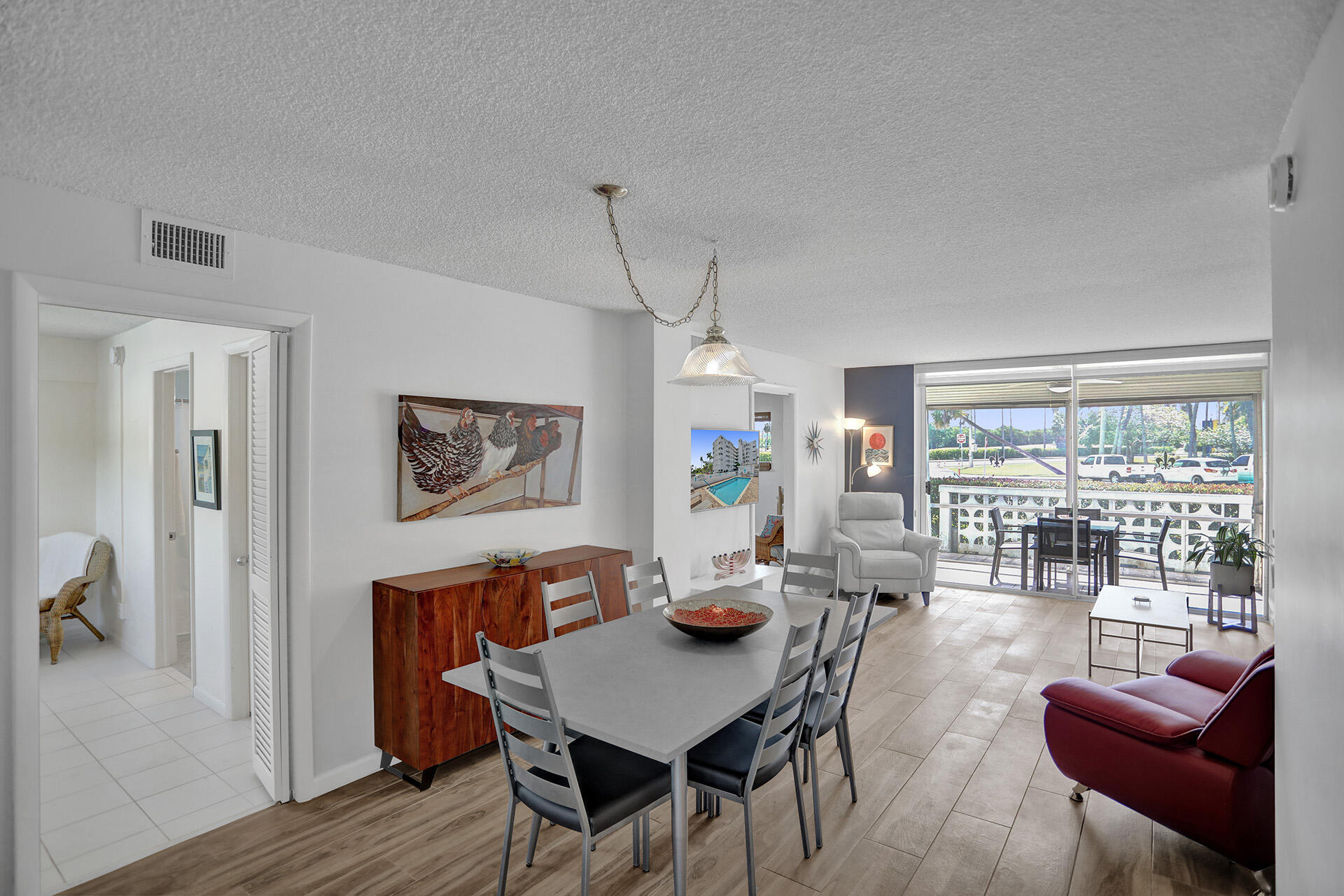 1 North Golfview Road, Unit 105 Lake Worth Beach, FL 33460 - Photo 13 of 37 3W1A3225
