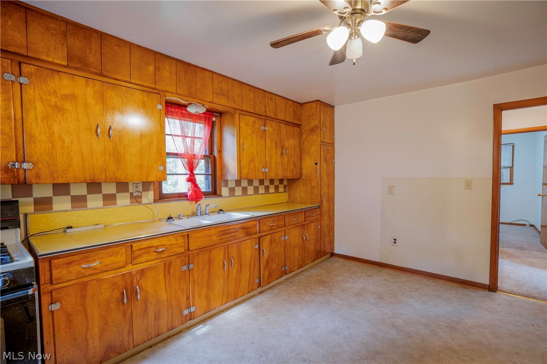 2111 Graham Road Stow, OH 44224 - Photo 7 of 25